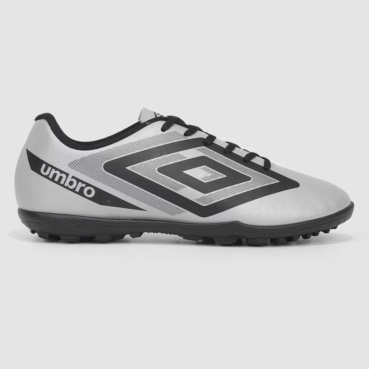 Avaliação da Chuteira Umbro Beat