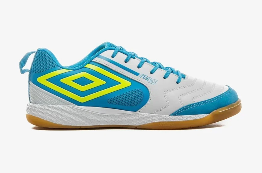 Chuteira de Futsal Umbro Pro 5 Bumb